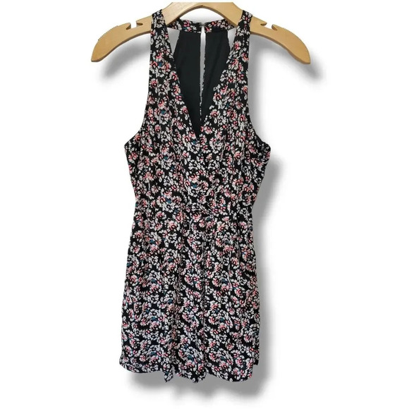 Express women's Floral front wrap Deep Vneck romper - size 4 - Picture 1 of 8
